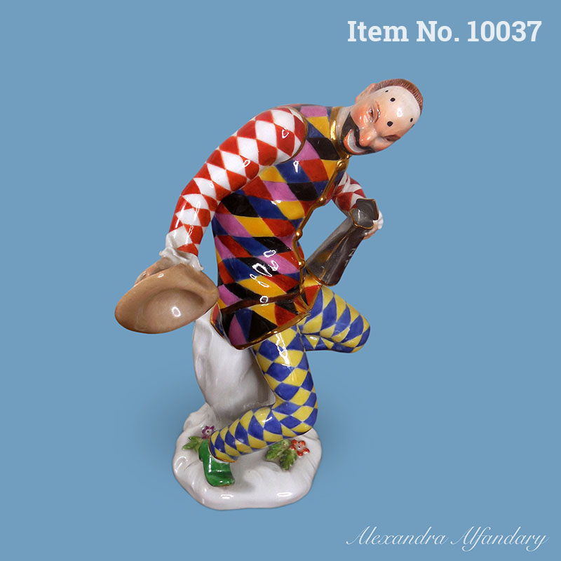 Item No. 10037: A Meissen Porcelain Greeting Harlequin With Tankard, ca. 1900-1910